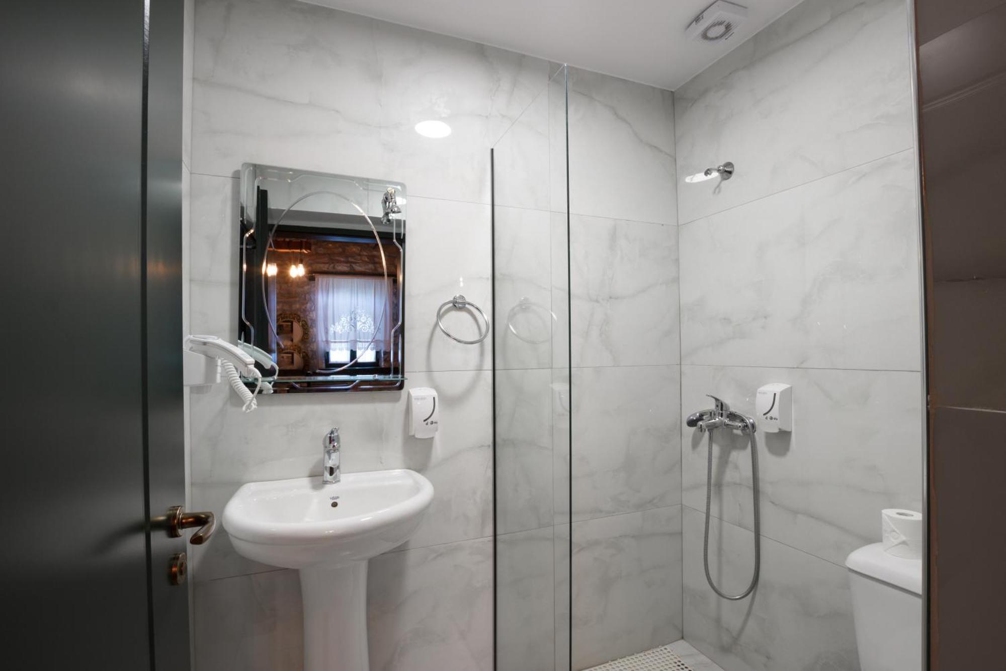 Bujtina Maria Hotell Stegopull