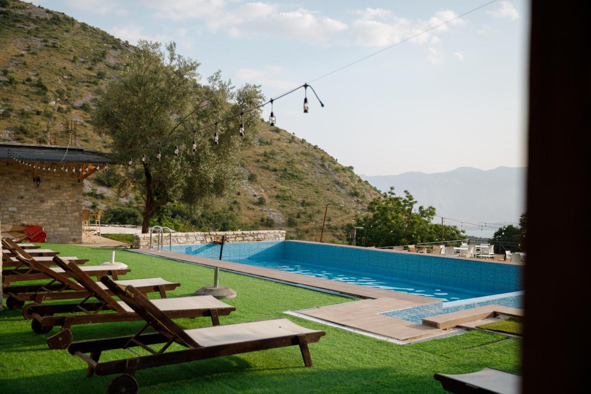 Bujtina Maria Hotell