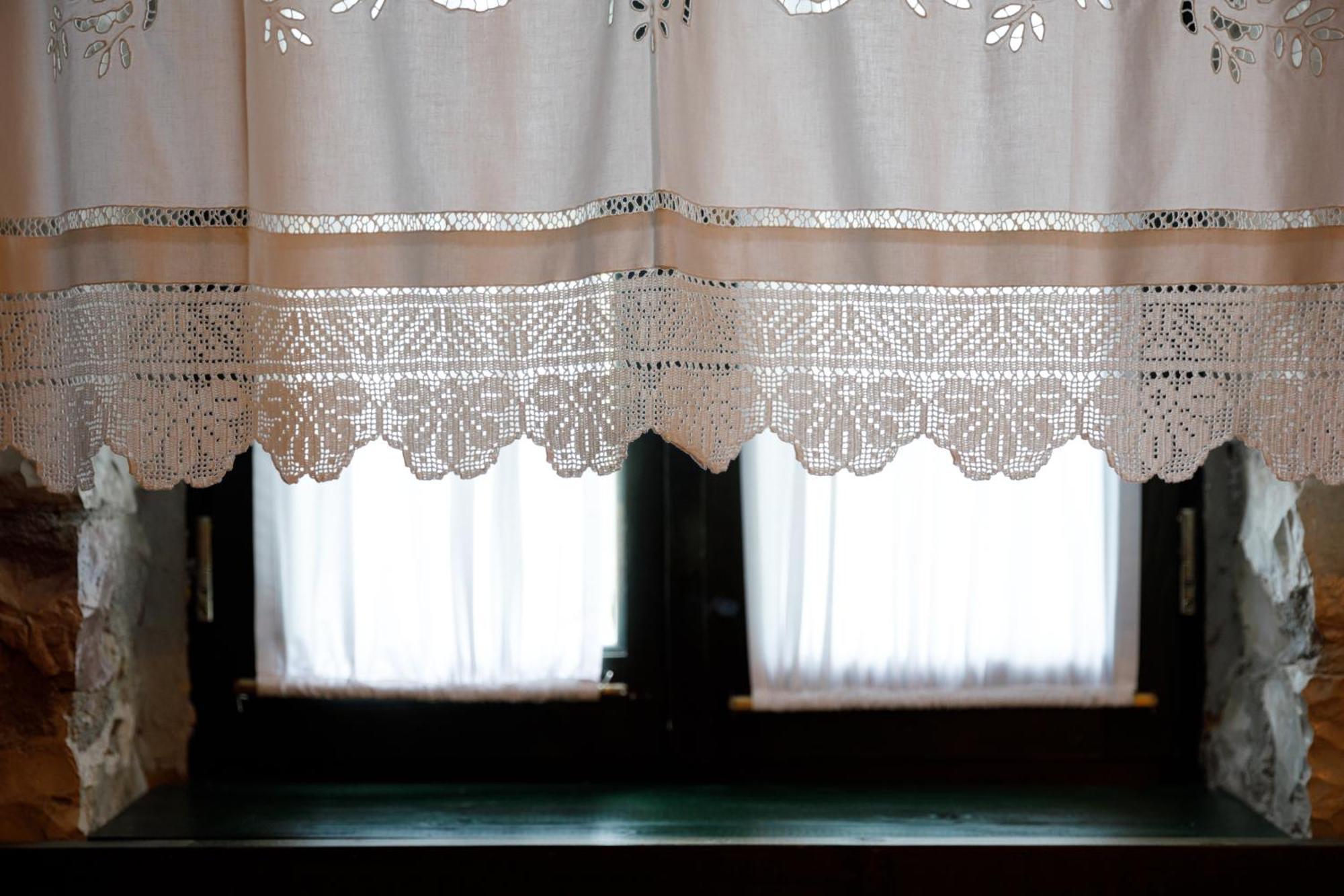 Bujtina Maria Hotell 4*